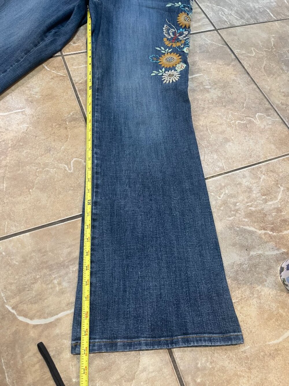 MU Jeans Y2K Embroidered Bootcut Jeans Size 18 32" Inseam - Picture 8 of 11